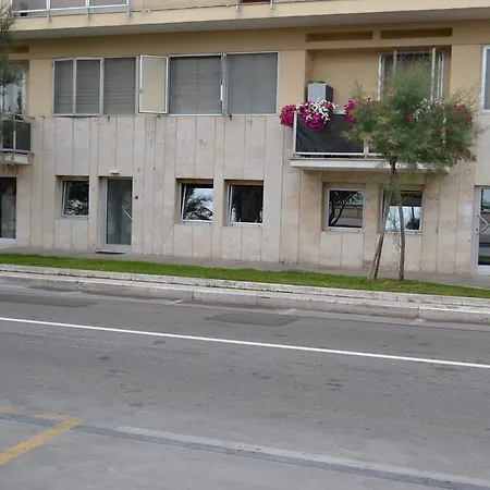 Hellorooms Maison d'hôtes 4*