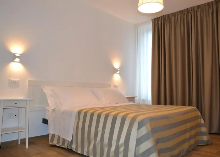 Hellorooms Vendégház 4*