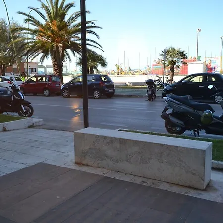 Hellorooms Lungomare Matteotti 21 A 700 Mt Dal Centro Citta 4* Πεσκάρα